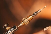 Harder & Steenbeck EVOLUTION 2024 CRplus Solo Airbrush 1
