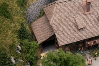 Faller Uhrenmacherhaus mit Figur Jubiläumsmodell H0 3