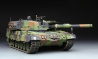 Meng German Main Battle Tank Leopard 2 A4 1/35 2